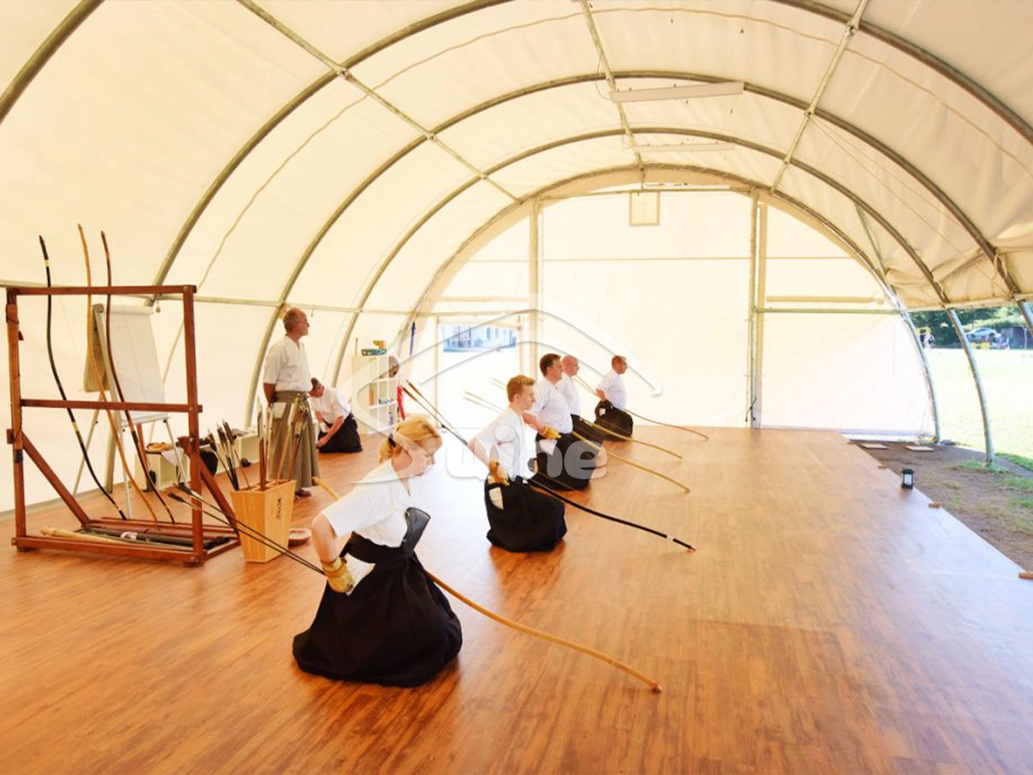 Rundbogenhalle-Nutzung-1200-02-1030x688